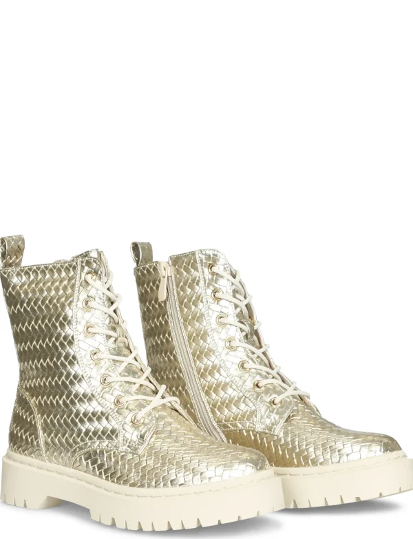 Boot Nikky Goud