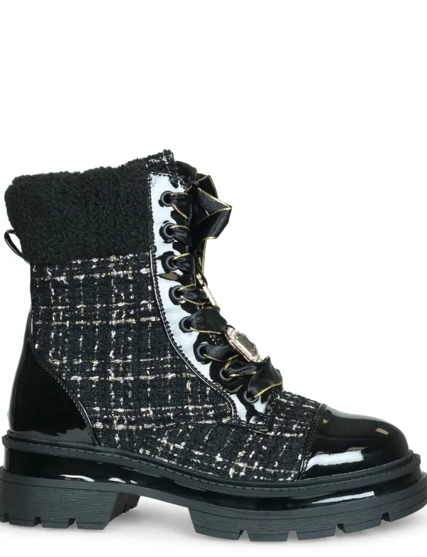 Boot Nynke Zwart