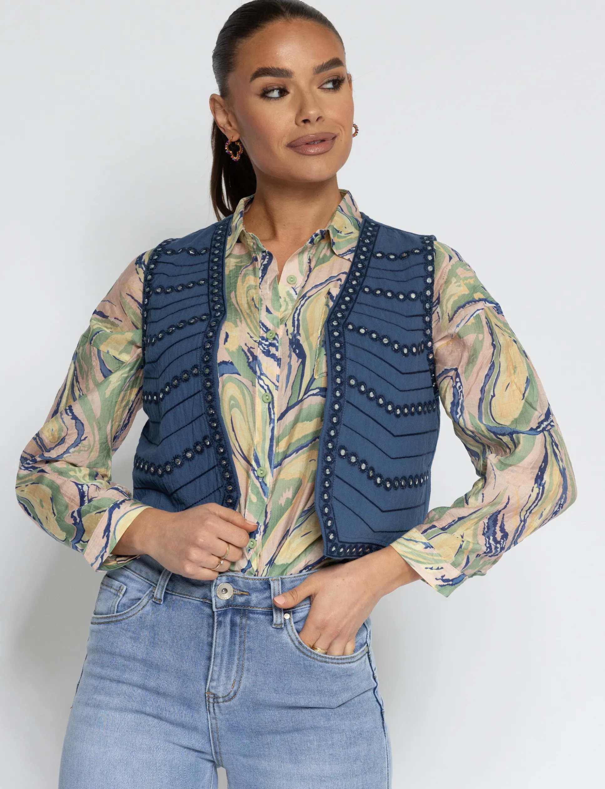 gilet_mimi_blauw_0.webp Gilet Mimi Blauw