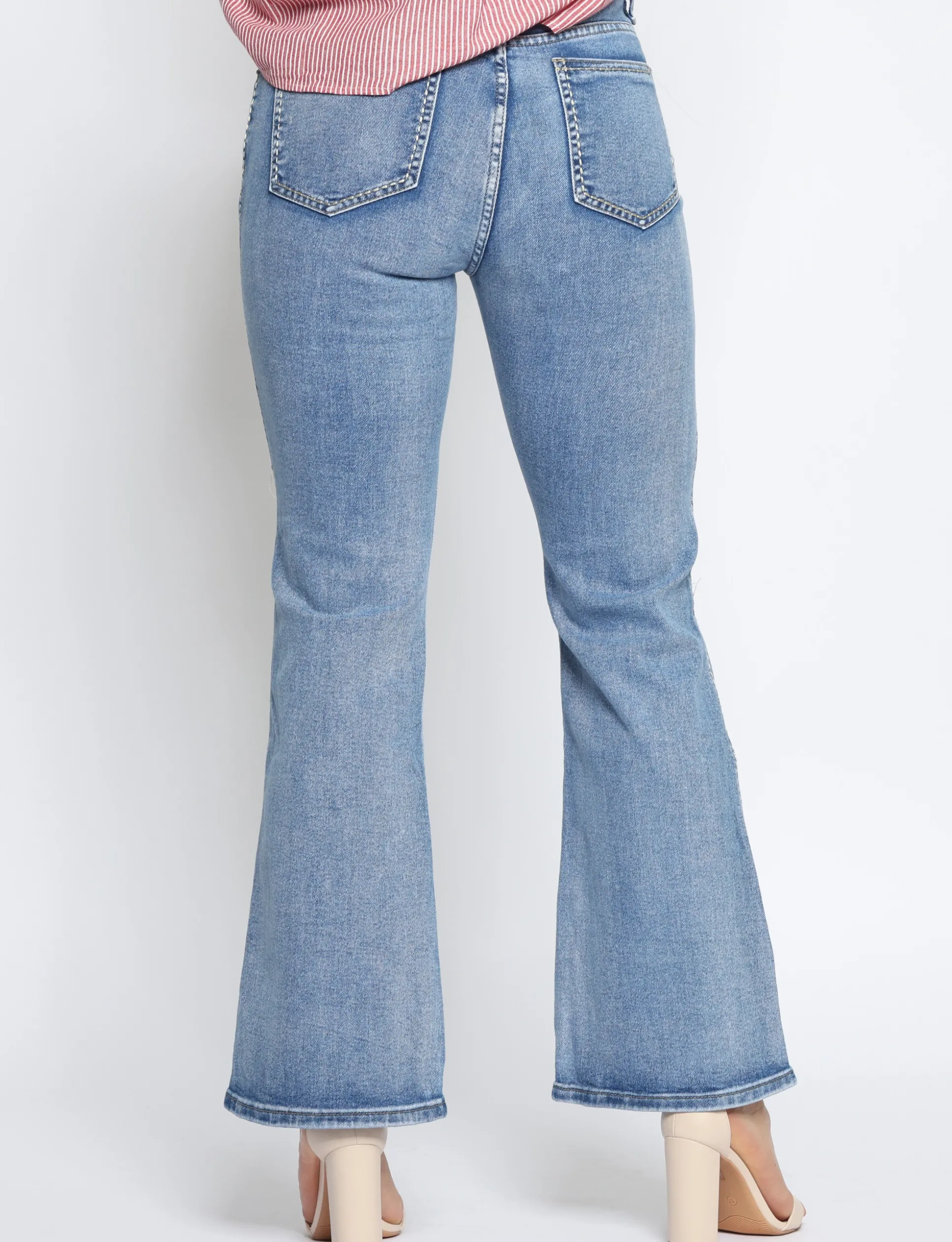 queen_hearts__flared_jean_2.webp Queen Hearts | Flared jeans 997 Blauw