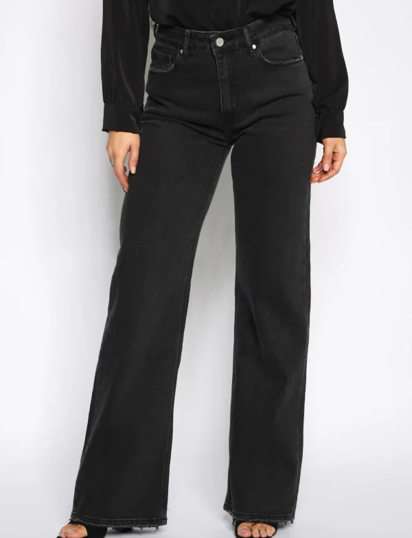 Queen Hearts | Wide leg, Straight jeans W3392 TALL
