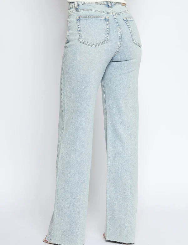 Queen Hearts | Wide leg, Straight jeans W3636 Lichtblauw