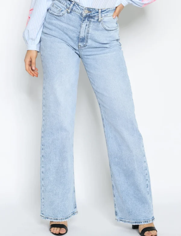 Queen Hearts | Wide leg, Straight jeans W3376 STRE Lichtblauw