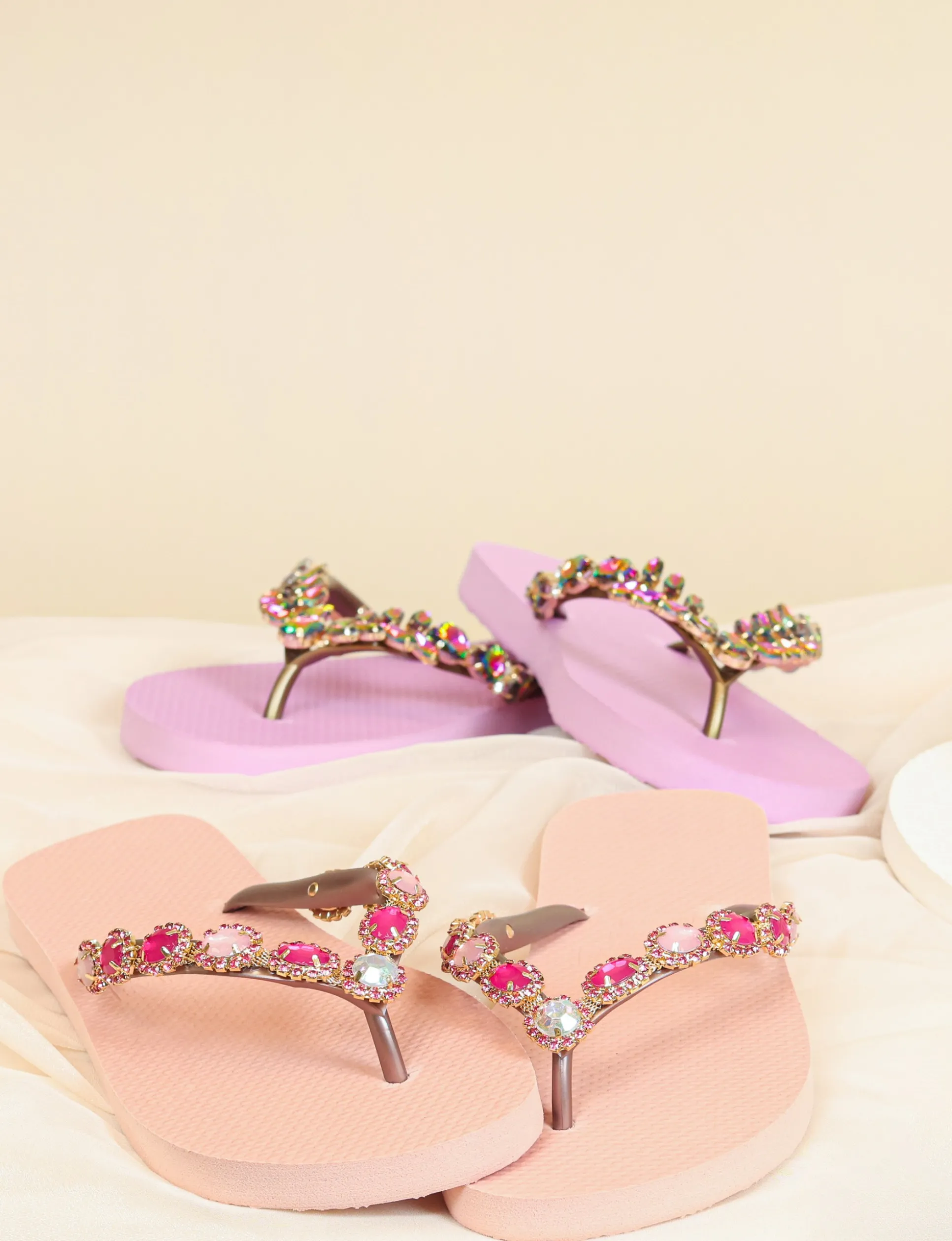 simone_herrera__slipper_a_1-3.webp Simone Herrera | Slipper Amazonia Roze