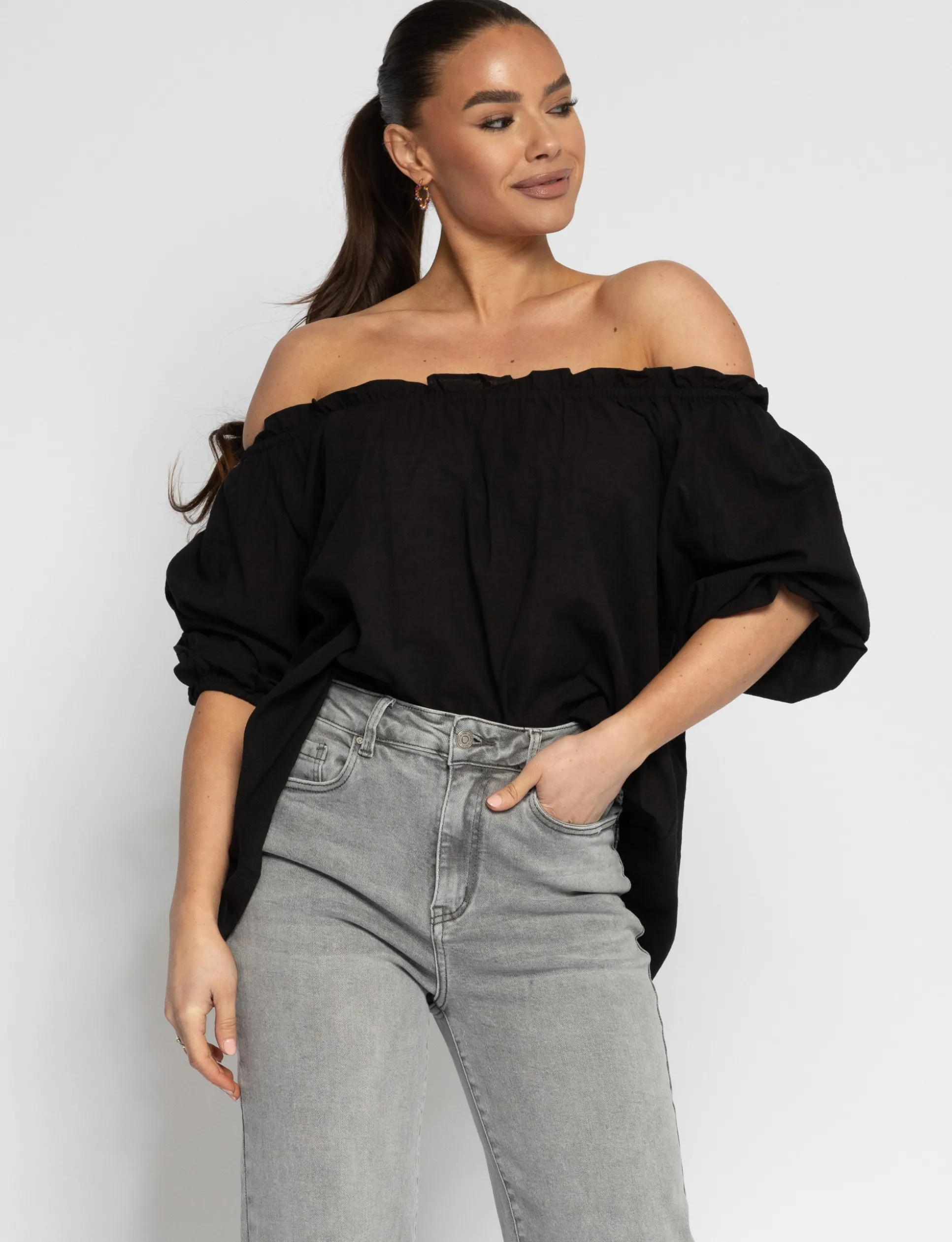 top_fenna_zwart_1.webp Top Fenna Zwart