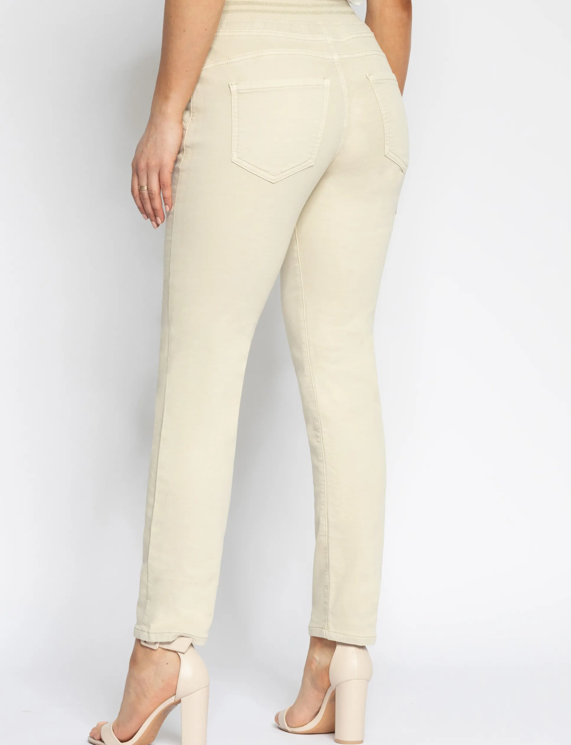 zac__zoe__jog_jeans_ivyb__1.webp ZAC & ZOE | Jog jeans Ivy-B Beige